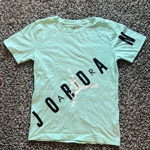 NIKE JORDAN TSHIRT